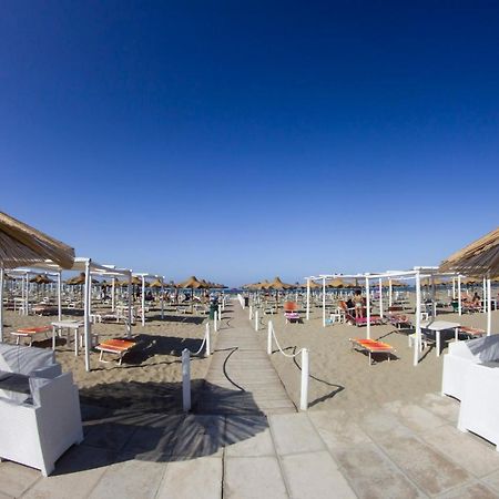 Aurora Beach & Suite Margherita Di Savoia Exterior foto